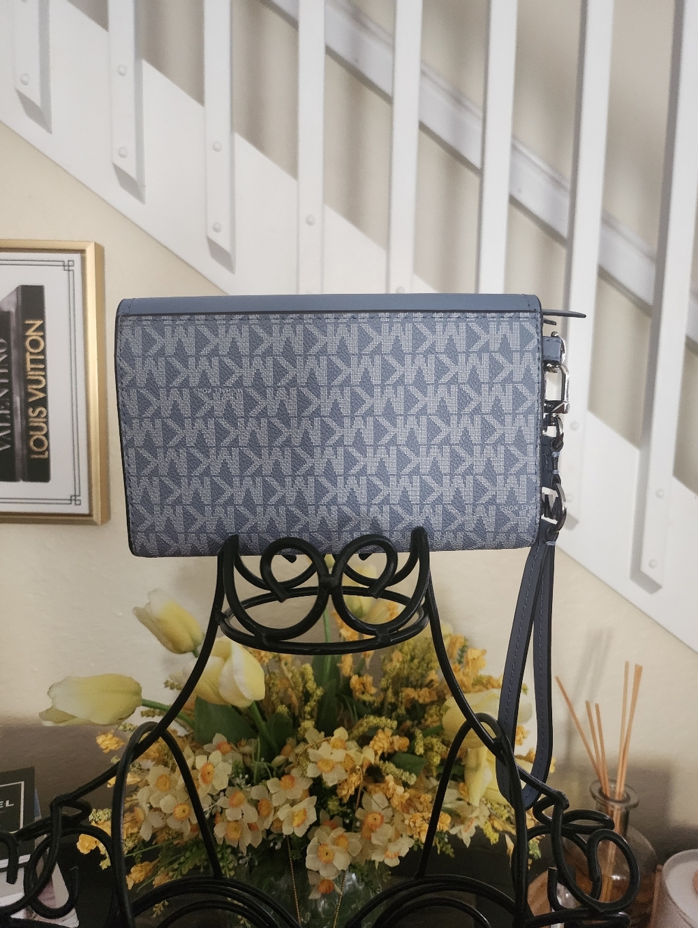 Michael Kors Large Flap Phone Wristlet - Picture 4 of 5